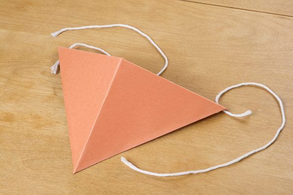 How to make a construction paper beak bird beaks beak mask paper wall hanging