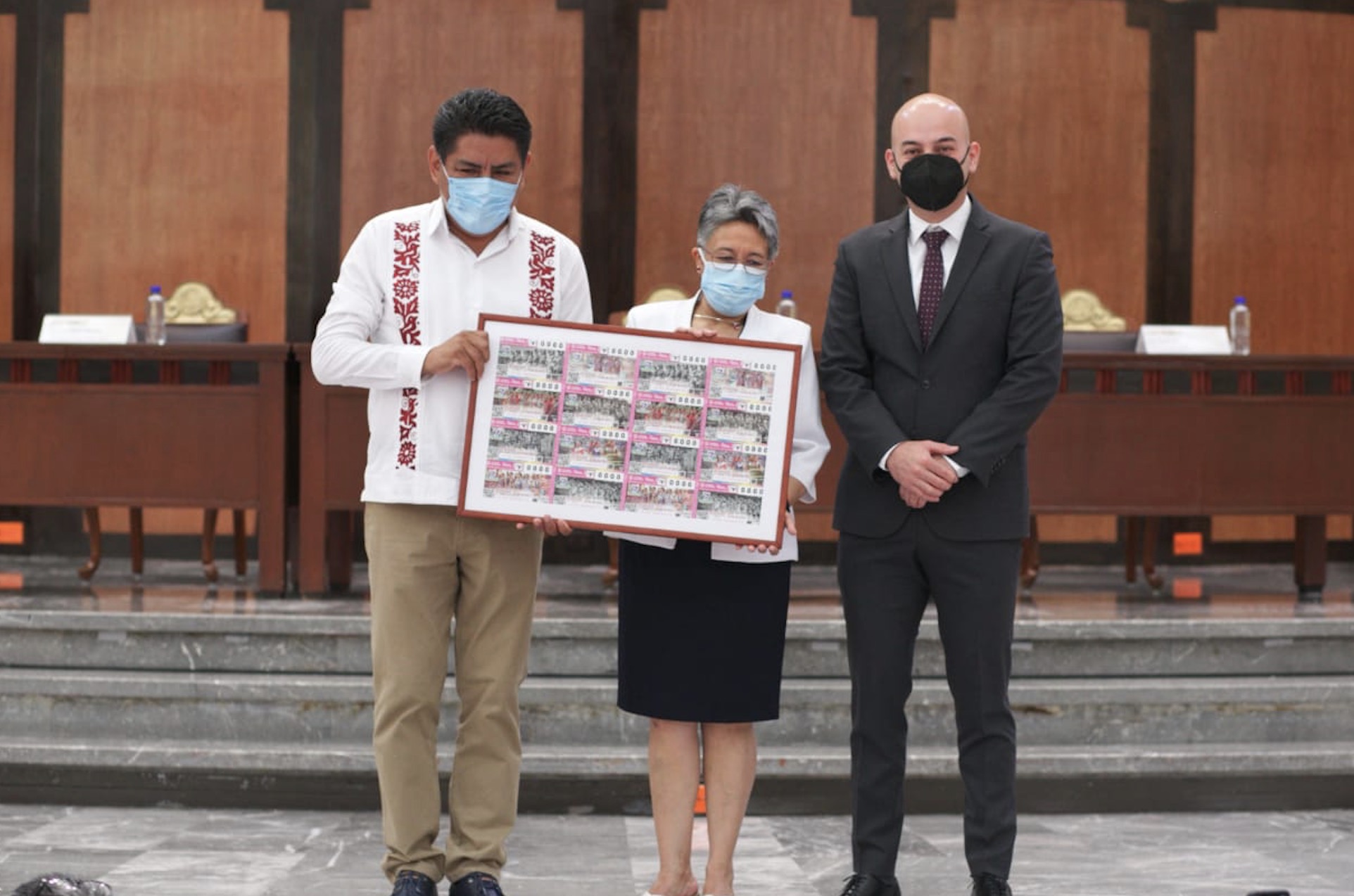 Mãs de seis dãcadas del baile flor de piãa se difunden en billete de loterãa loterãa nacional para la asistencia pãºblica ierno