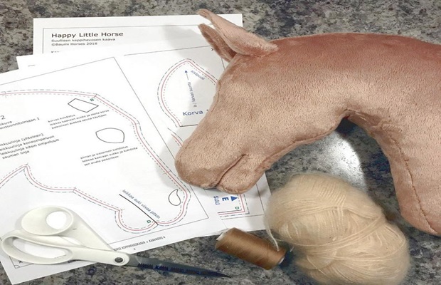 Happy hobby horse sewing pattern