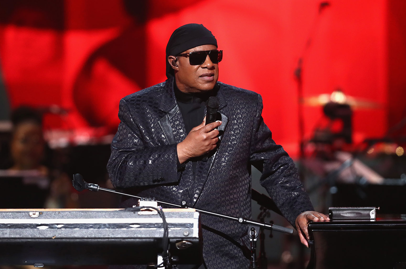 Stevie wonder partners with republic releases new songs â