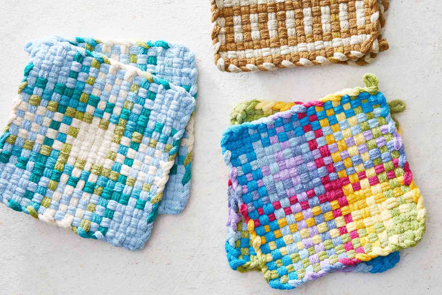 Who remembers loomed pot holders