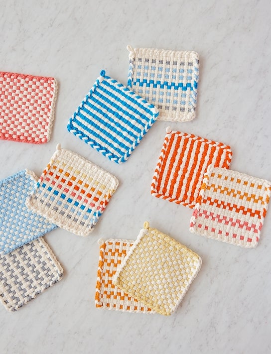Traditional potholder loom loops